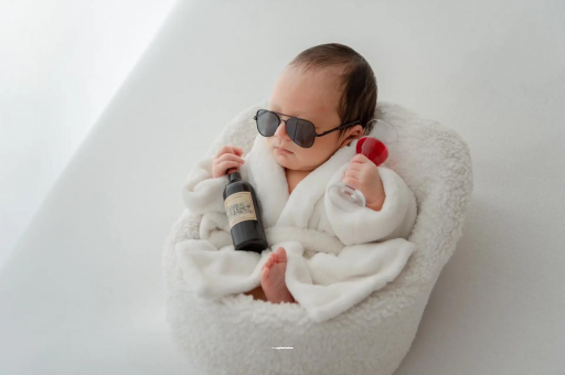 贵阳宝宝额头高聪明有福气